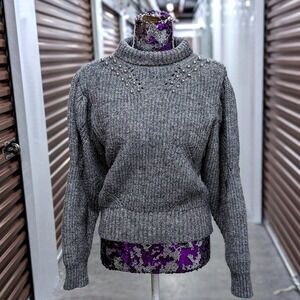 Quiet Luxury Pearl Stud Mock Neck‎ Sweater Guess Gray Cozy Knit Old Money Medium